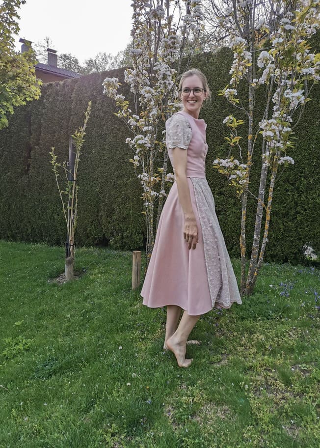 hochzeitsdirndl nach maß schneiderei egger